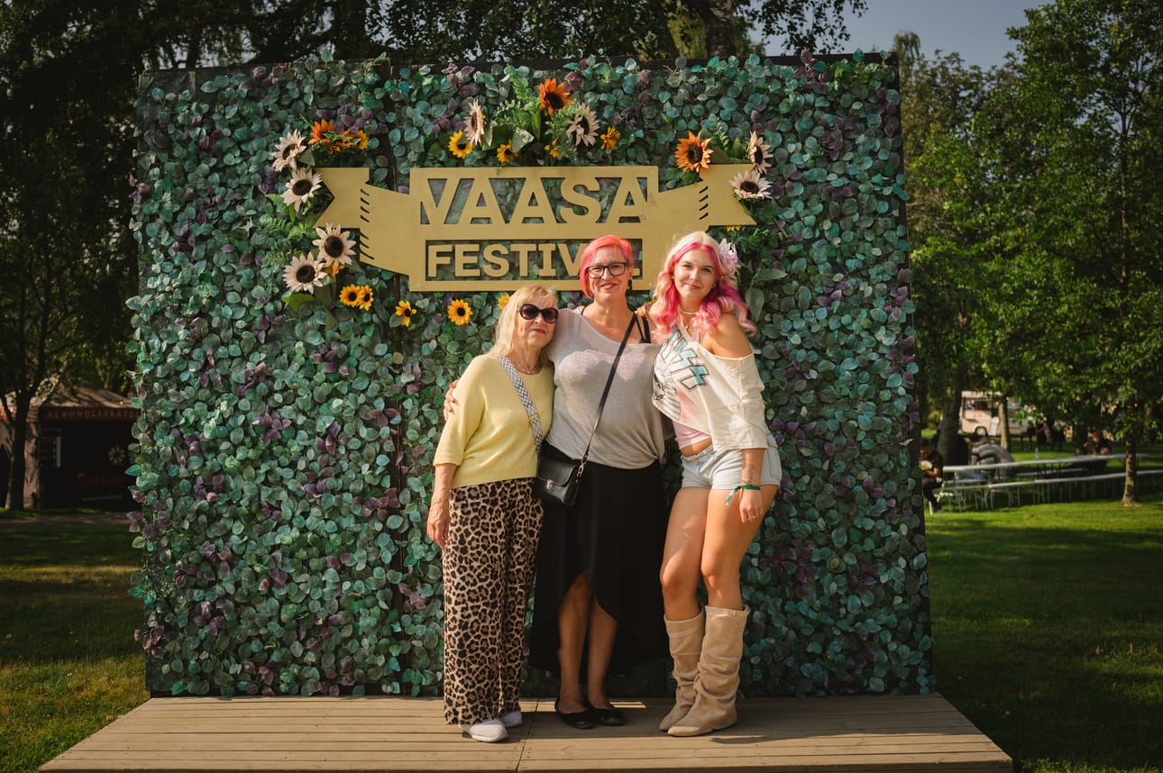 Anneli Tienari, Jinna Pakkala ja Lianna Vilponen ovat ensimmäistä kertaa Vaasa Festivalilla.