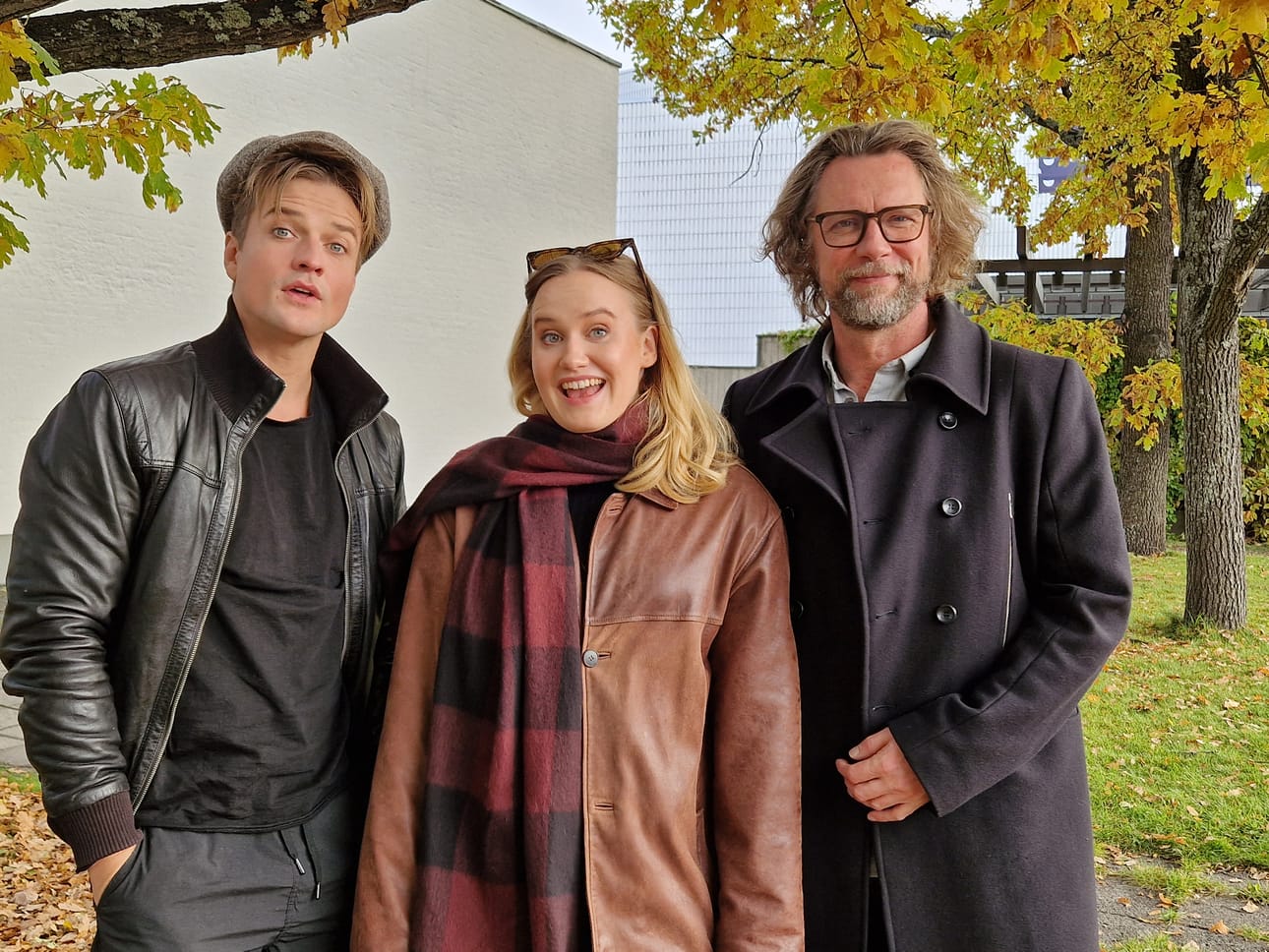 Xanadun päärooleissa nähdään Mikael Saari Sonnyna, Aurora Manninen Kirana sekä Antti Reini Dannyna ja Zeuksena.