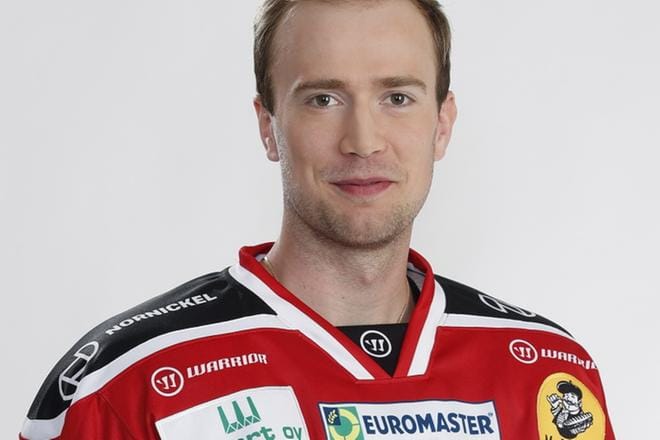 Juho Tommila pelaa Sportissa kevääseen 2021 asti.