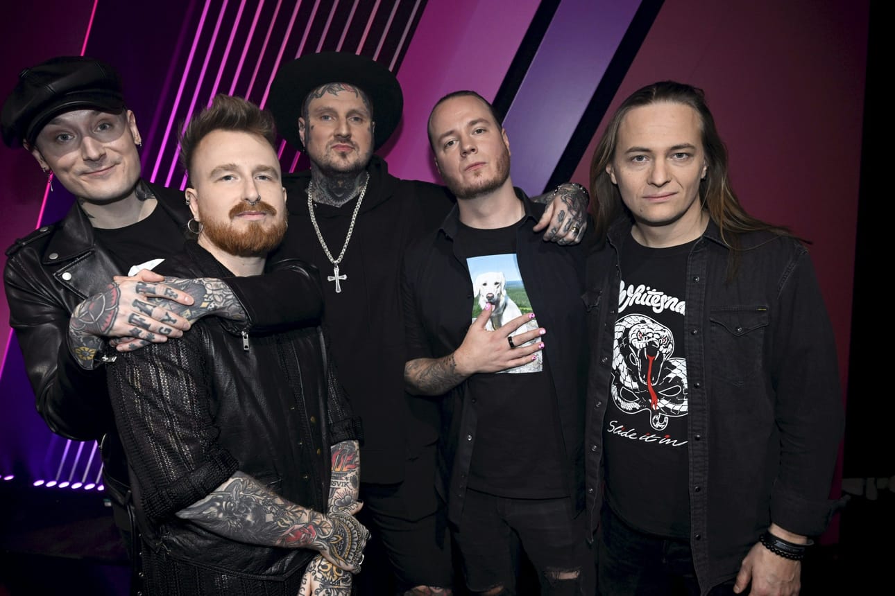 Yhtye One Morning Left Uuden musiikin kilpailun kauden 2025 artistien mediatapaamisessa Helsingissä 8. tammikuuta. LEHTIKUVA / MARKKU ULANDER