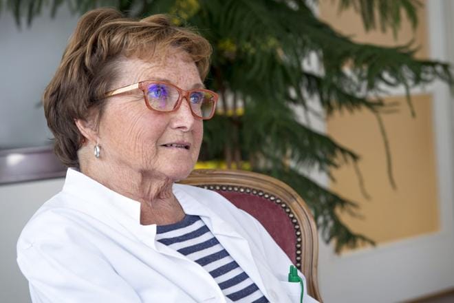Karinakodin vastaava lääkäri Riitta Lahtonen pohtii, että eutanasian salliminen lisäisi myös riskejä. KUVA: Marttiina Sairanen