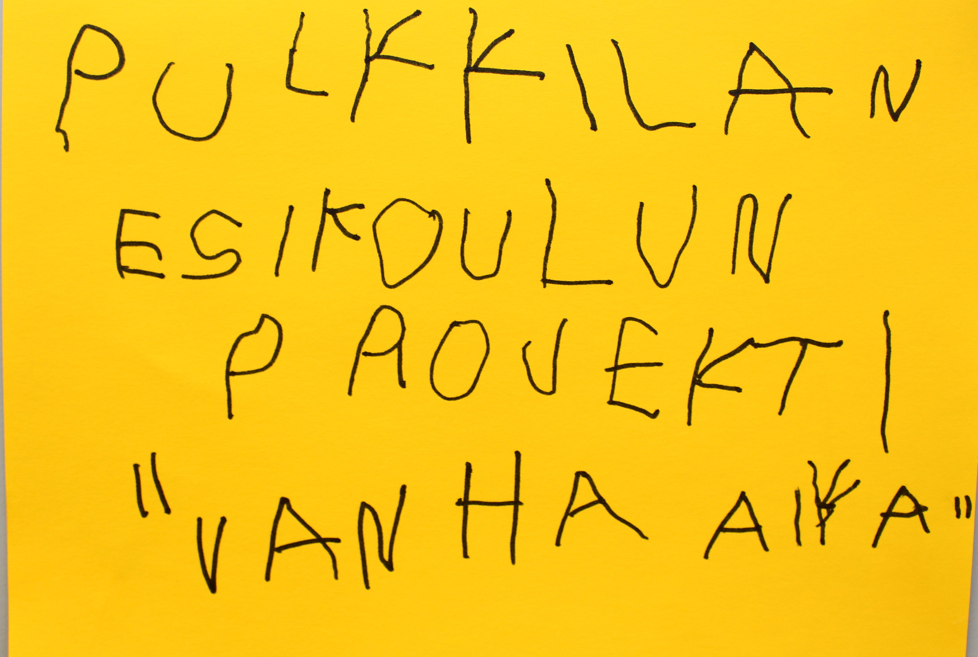 Vanha aika-projektityö on esillä Pulkkilan kirjastossa marraskuun loppuun.