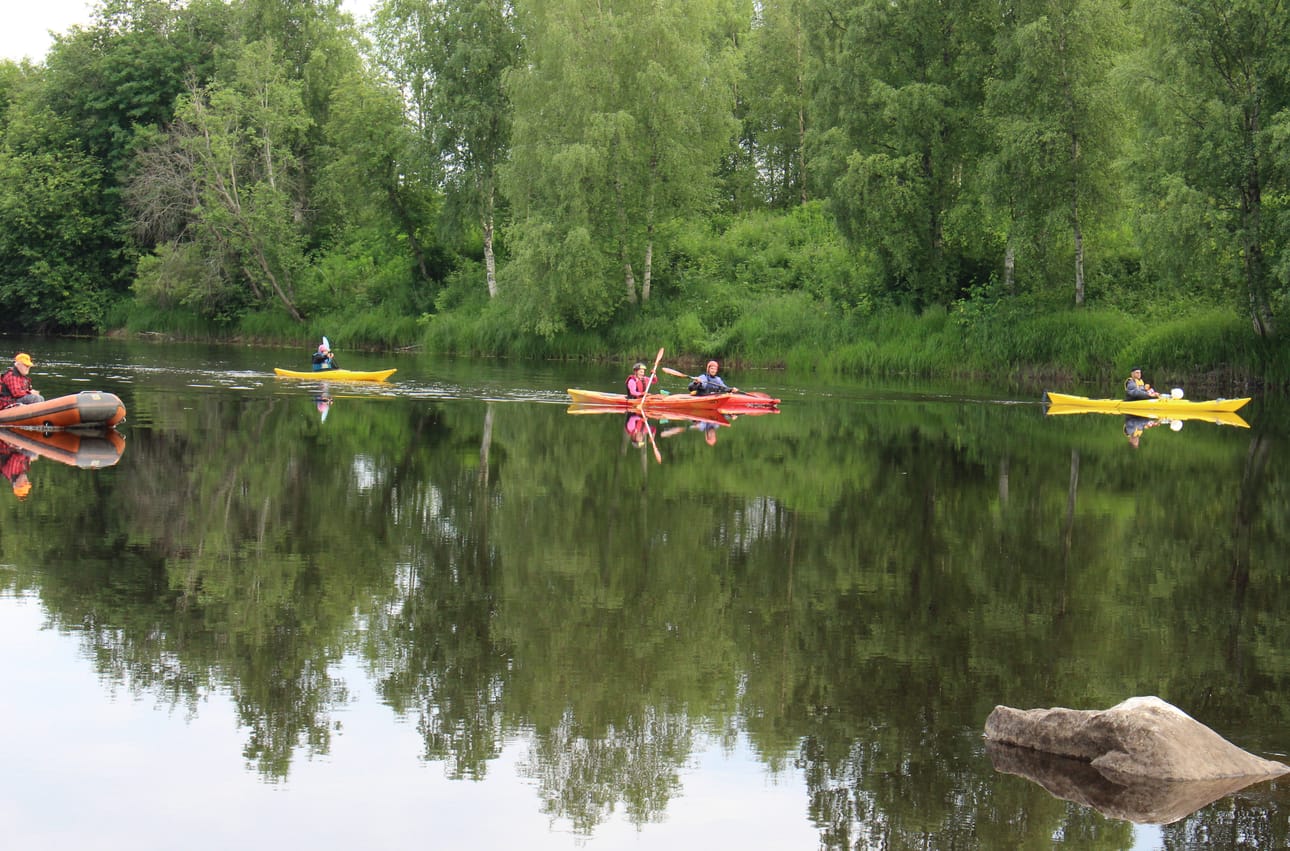 Kesän 2017 Siikajoki-melonta starttasi torstaina. Retkimelontatapahtumaan ehtii vielä ilmoittautua mukaan. Reissu päättyy sunnuntaina.