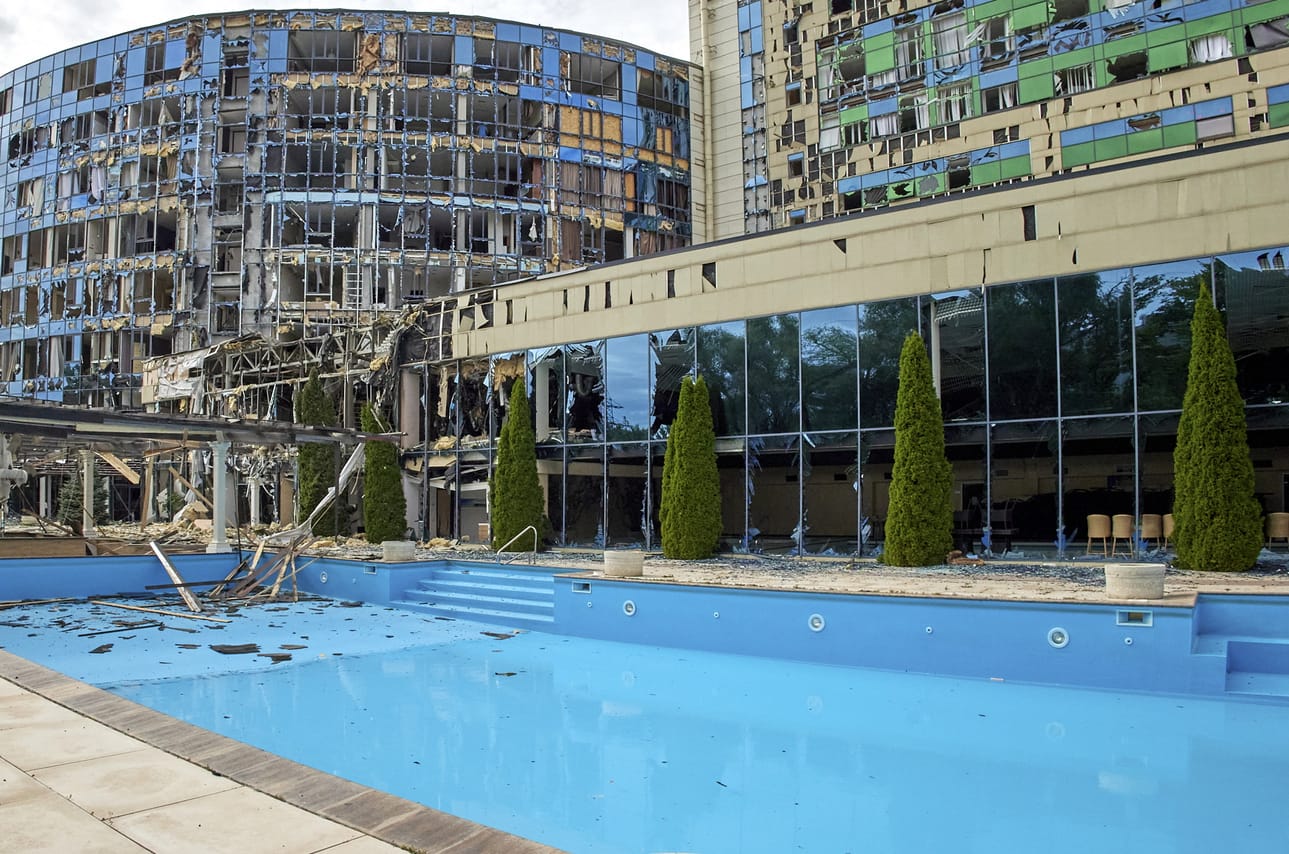 Venäjän hyökkäys Ukrainaan on tuhonnut maan kaupunkeja ja infrastruktuuria. Kuva Harkovasta, joka oli pitkään Venäjän miehitysvallan alla.