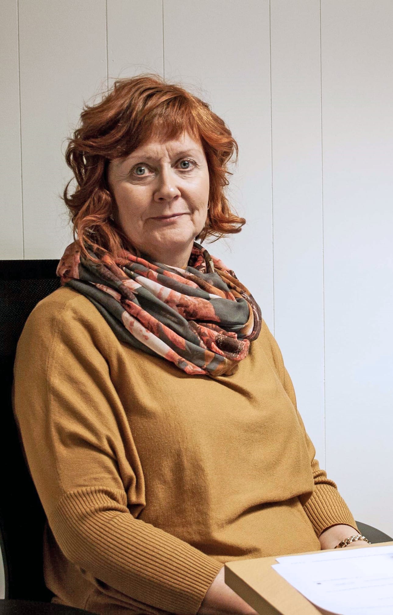Sosiaalityöntekijä Arja Björnholm muistuttaa, että kun perhe saa apua oikeaan aikaan, eivät ongelmat pääse kasvamaan ylivoimaisen suuriksi.