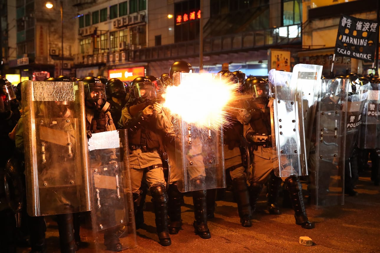 Hongkongilaiset kokoontuivat kaduille jo kahdeksantena peräkkäisenä viikonloppuna.