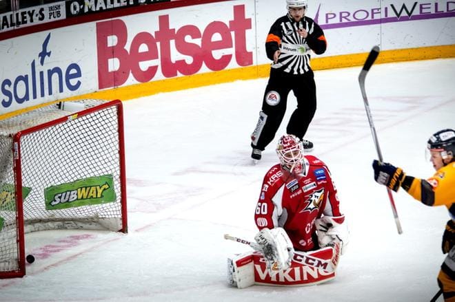 Mika Järvinen jatkaa Sportin maalilla myös Jukureita vastaan. KUVA: KALLE LYDMAN