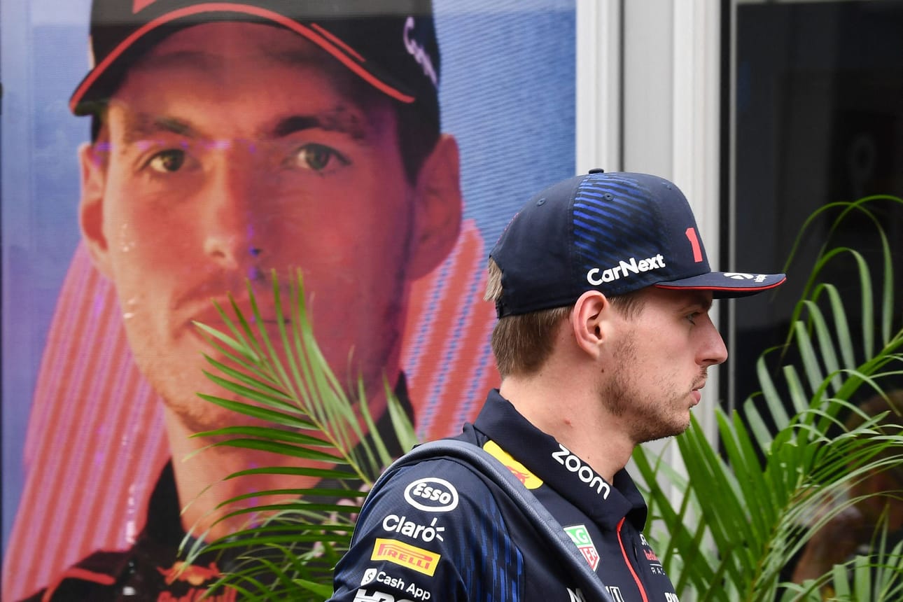 Red Bullin Max Verstappen kuvattiin Suzukassa torstaina. LEHTIKUVA/AFP