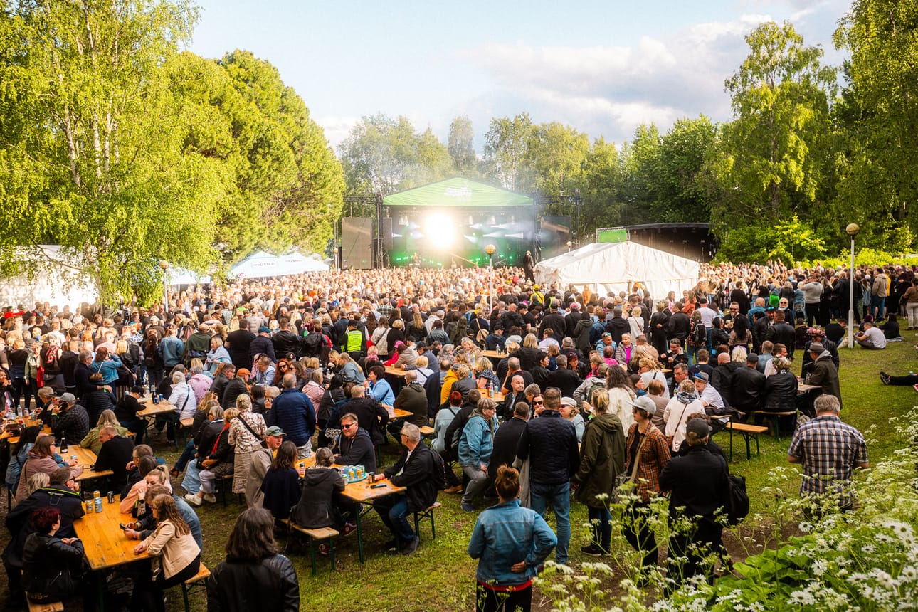 Kesällä Rovaniemen Santa Open Airiin nousee vierekkäin kaksi suurta festivaalilavaa.