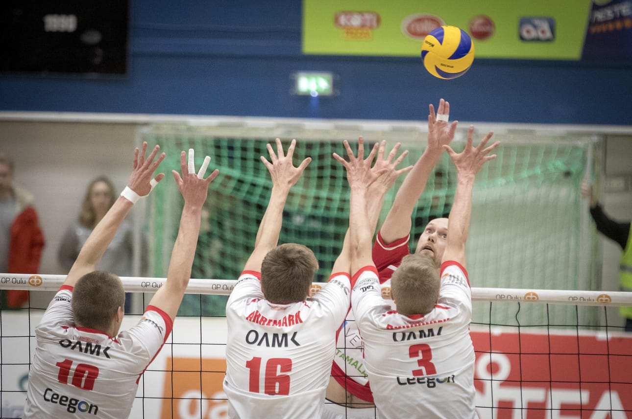 Etta voitti keskiviikon kärkiottelussa Vammalan Lentopallon erin 3–1.