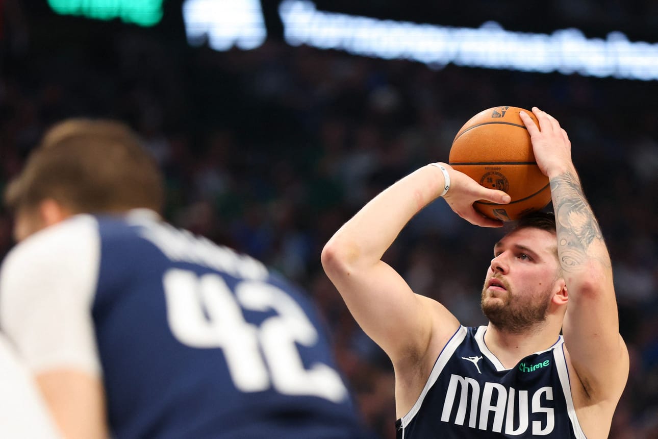 Dallasin ja illan pistekuningas oli slovenialaistähti Luka Doncic, joka upotti kaikkiaan 29 pistettä. LEHTIKUVA/AFP
