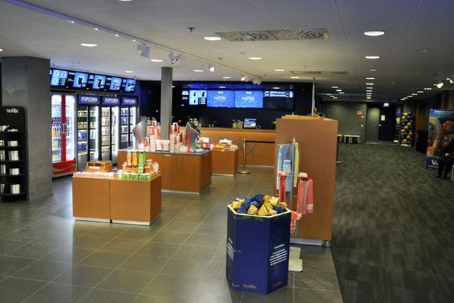 Bio Rexin aulassa Vaasassa on ollut korona-aikana hiljaista, mutta teatteri on kuitenkin pitänyt ovensa auki viime kesästä saakka. ARKISTOKUVA: JAAKKO JOKELA