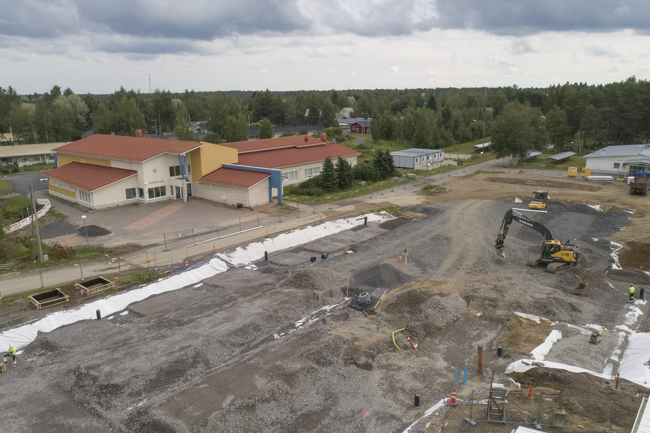 Pyhäjoen Saaren koulun rakentaminen