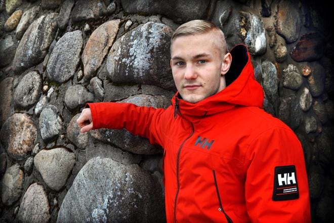 Pari vuotta sitten alle 17-vuotiaiden MM-kisoissa viidenneksi yltänyt Joni Komppa tähyää tiukasti elokuussa käytäviin juniorien MM-mittelöihin. Lauantaina hänellä on edessään juniorien SM-kisat Seinäjoella. KUVA: JOUKO HÄNNINEN