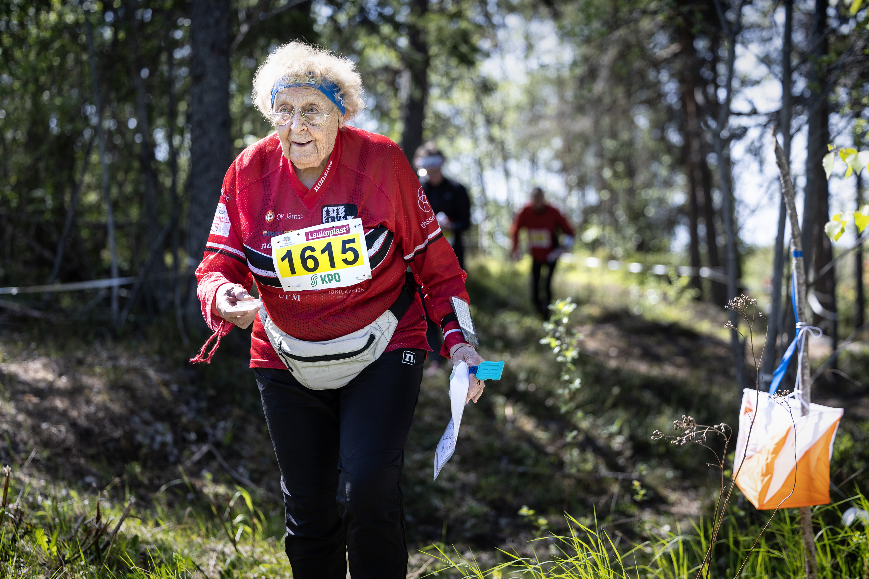 Sole Nieminen, 95, määräsi jo lääkäreitä, että elvyttää ei saa – Nyt hän suunnistaa taas ja on sarjansa ainoa koko maailmassa