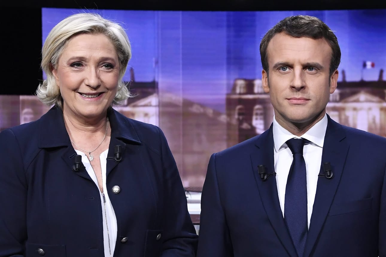 Ranskan presidenttiehdokkaat Marine Le Pen ja Emmanuel Macron ovat keskiviikkoiltana tv-väittelyssä.