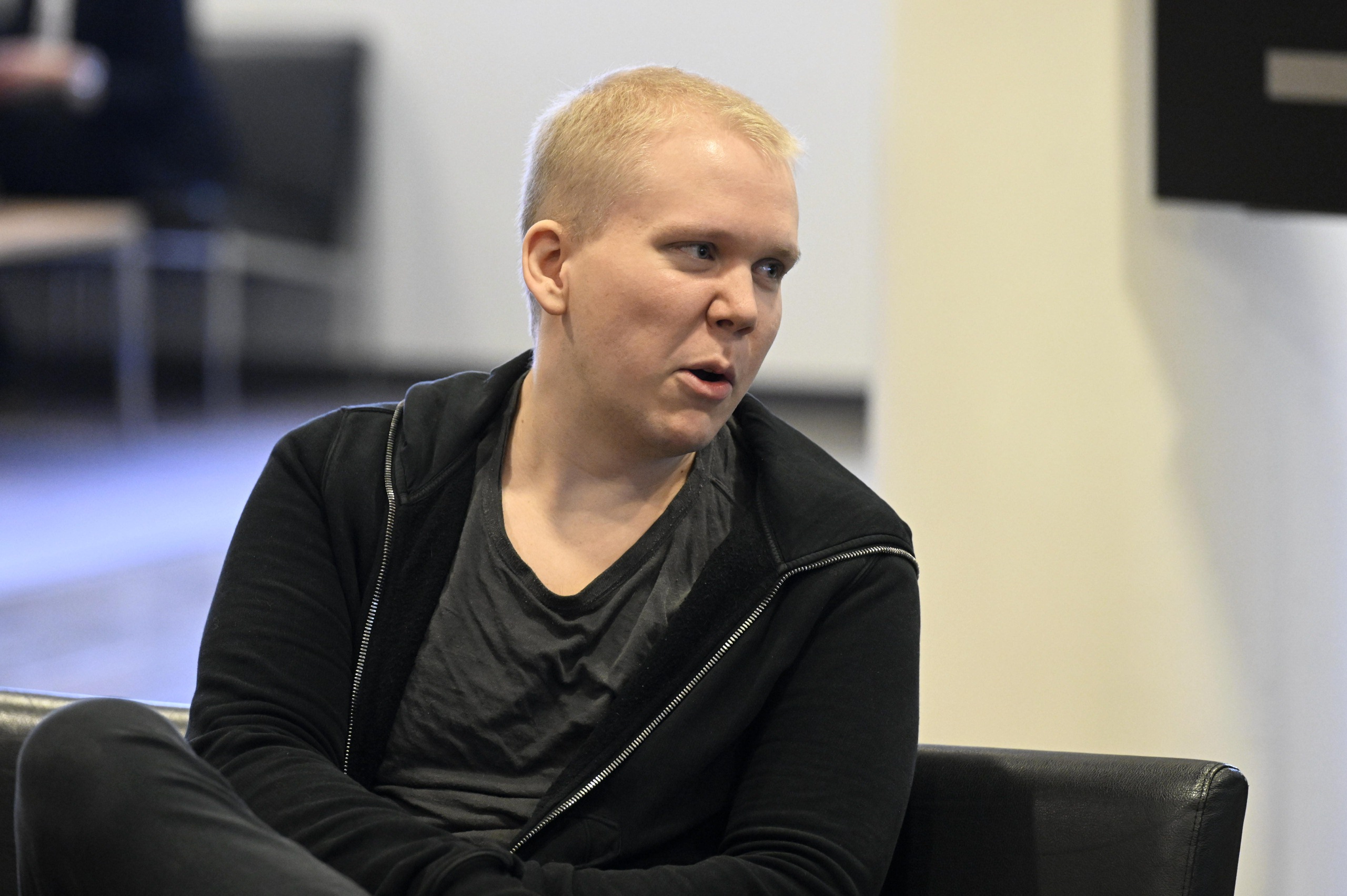 Aleksanteri Kivimäki vaatii Vastaamo-jutun hovioikeuskäsittelyn keskeyttämistä