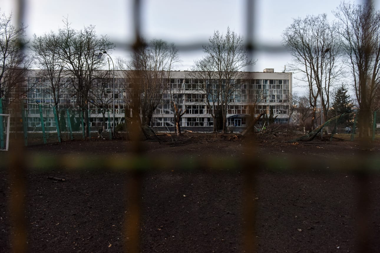 Yliopisto Kiovassa vaurioitui Venäjän ohjusiskuissa uudenvuodenyönä. Samana yönä Ukraina iski Venäjän tukikohtaan Makijivkan kaupungissa Donetskissa.