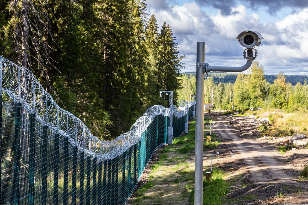 Itärajalla on nyt esteaitaa 200 kilometrin matkalla. Arkistokuva.