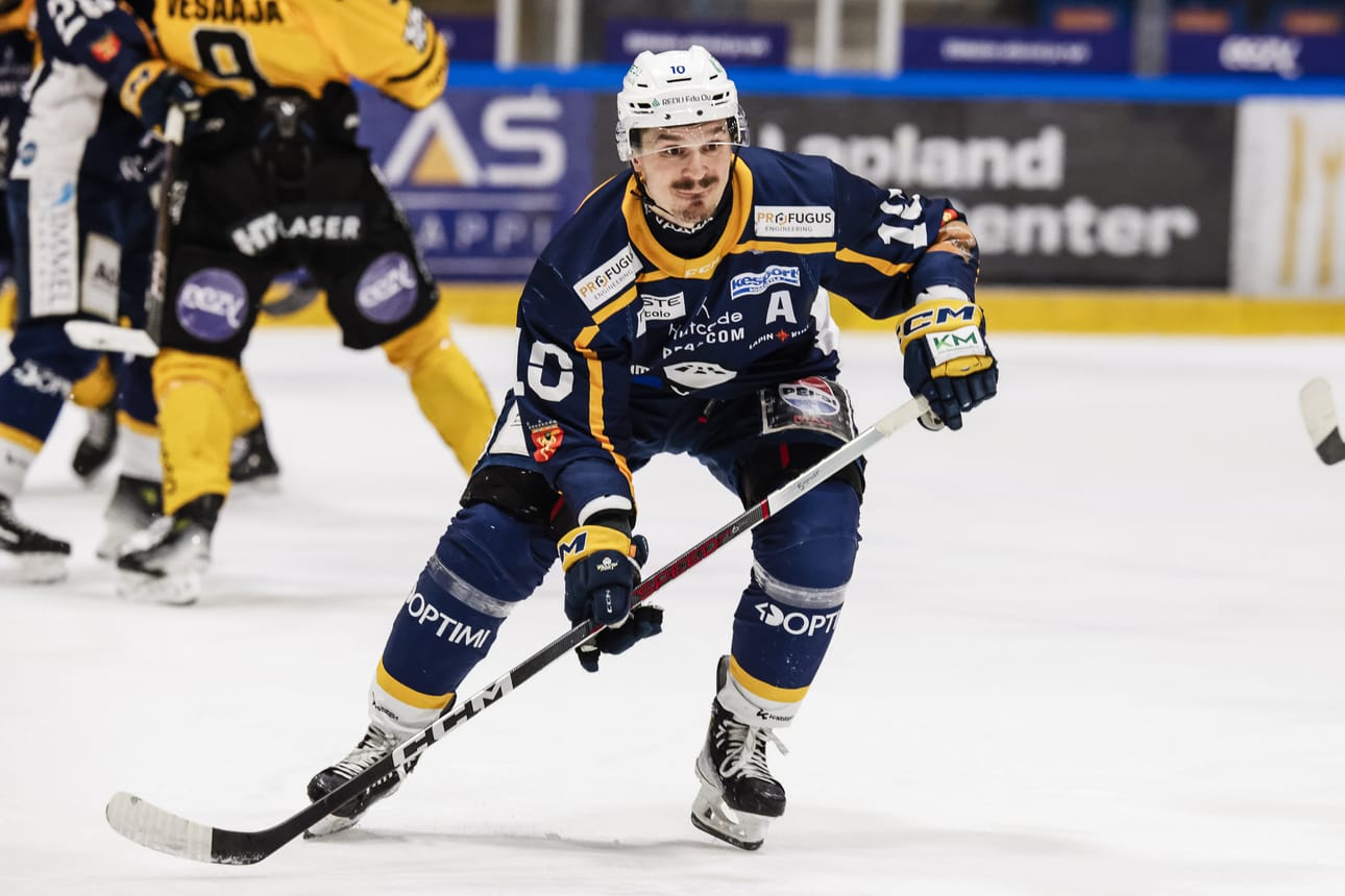 Jarkko Harjula pelasi viime kaudella RoKin paidassa 38 ottelua tehoin 2+11.