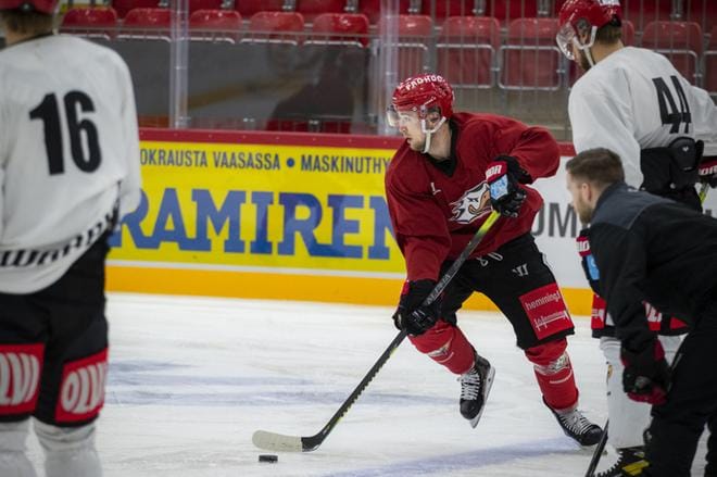 Juho Tommila on pelannut tällä kaudella yli 20 minuuttia ottelua kohden. KUVAT: JARNO PELLINEN