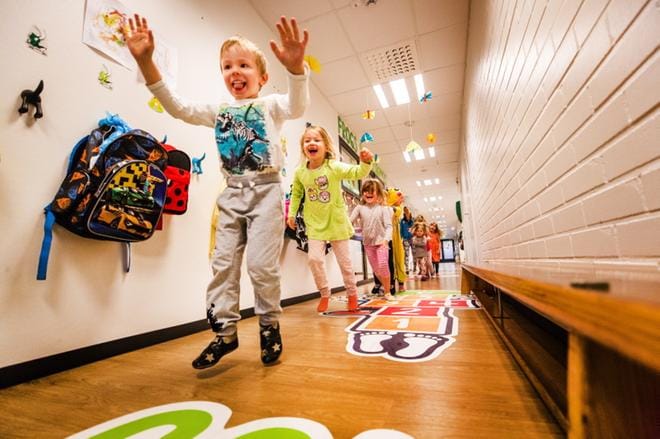 Jimi Pitkämäki ja Alina Tikkala pantteriryhmäläisiä