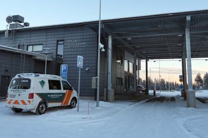 Raja-Jooseppia valmistellaan turvapaikanhakijoiden tuloa varten – jos henkilöitä ei pystytä rekisteröimään heti rajalla, heidät on määrä kuljettaa ensisijaisesti Ouluun