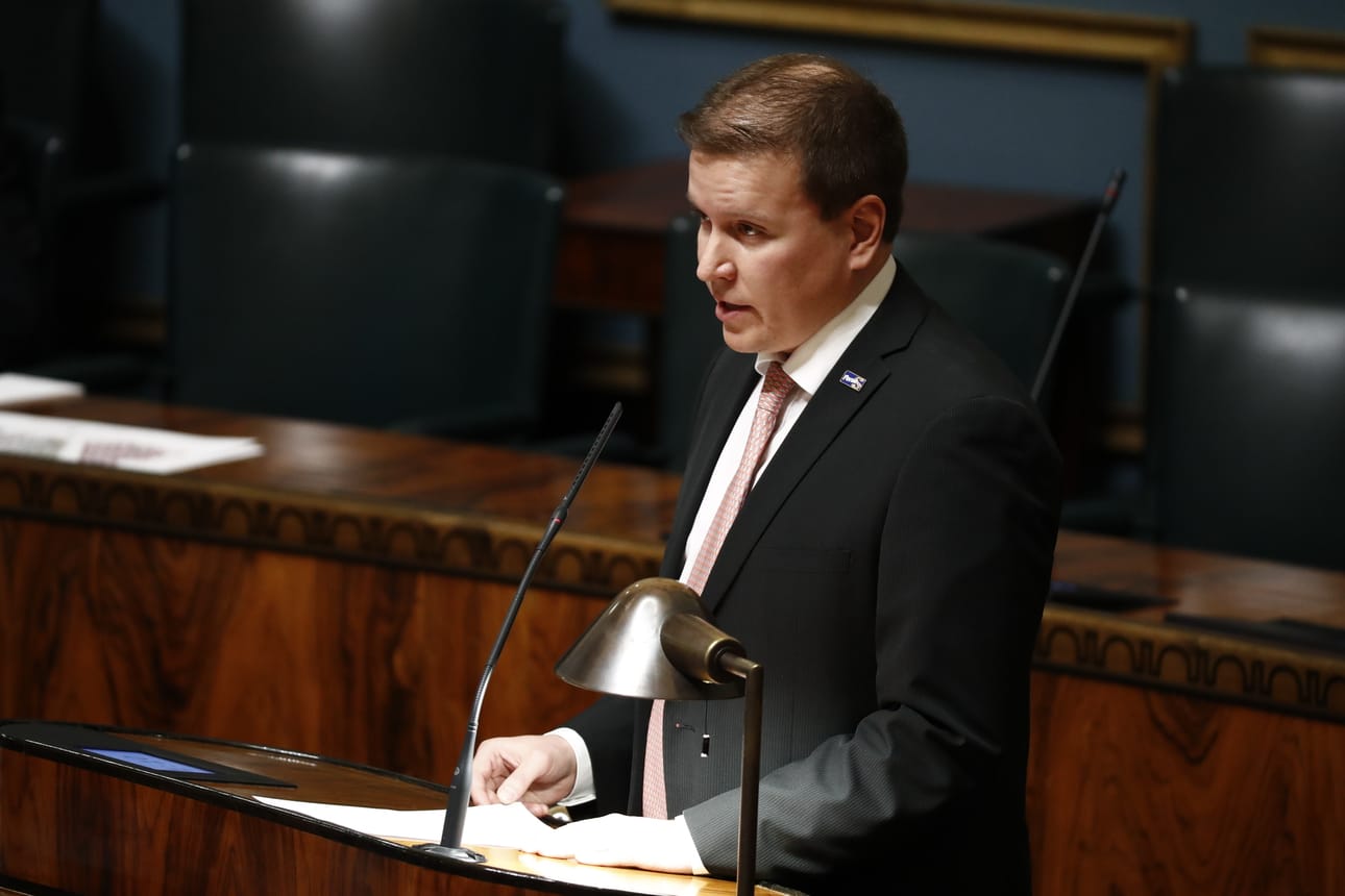 Perussuomalaisten ryhmäjohtaja Ville Tavion mukaan ulkoministerin toimintaa arvioitava virkarikoksena, jos hän on painostanut virkamiestä.