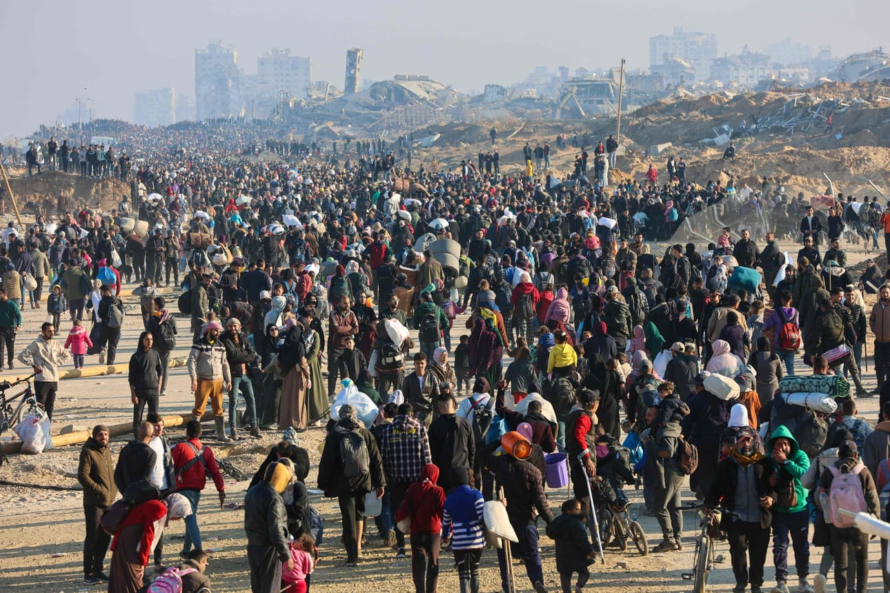 Taisteluissa pahimmin tuhoutuneisiin Gazan pohjoisosiin oli YK:n mukaan keskiviikkoon mennessä palannut lähemmäs 400 000 sotaa paennutta palestiinalaista aselevon alettua 19. tammikuuta. LEHTIKUVA/AFP