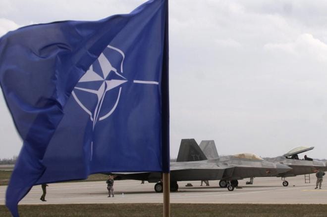 Suomalaisten suhtautuminen Natoon ei ole parissa vuodessa juurikaan muuttunut, vaikka muutosten vauhti turvallisuusympäristössämme on kiihtynyt. 46 prosenttia vastustaa Nato-jäsenyyttä.