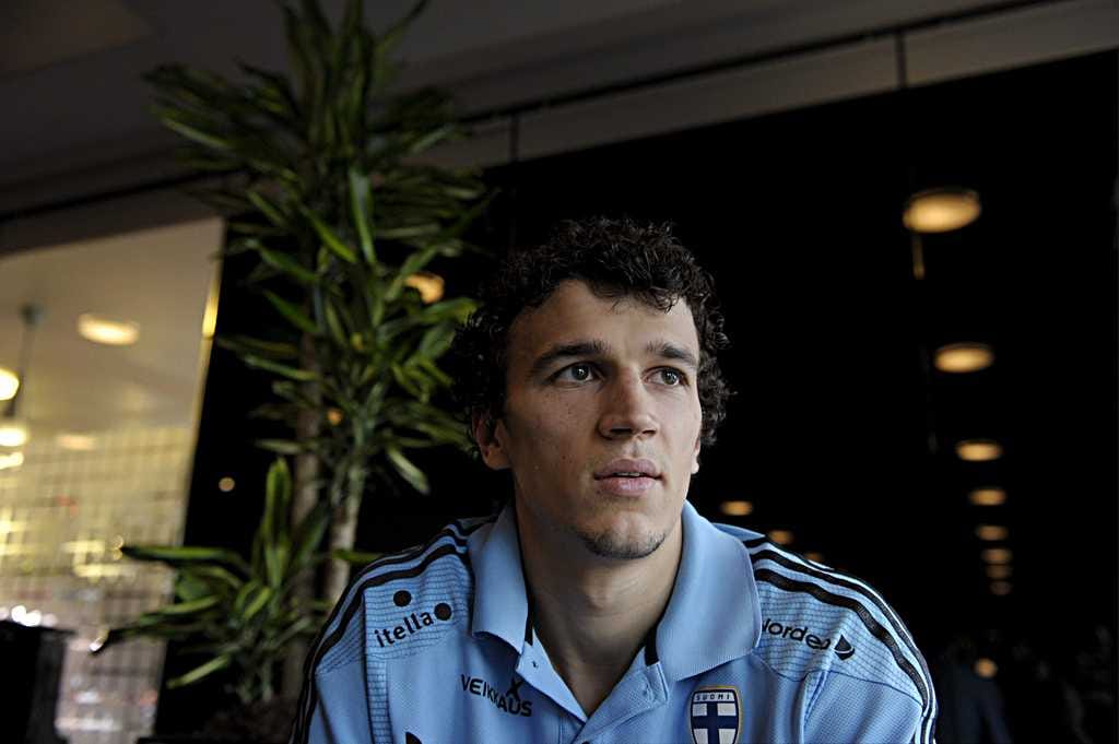 Roman Eremenko on valittu jalkapallokauden Vuoden pelaajaksi.