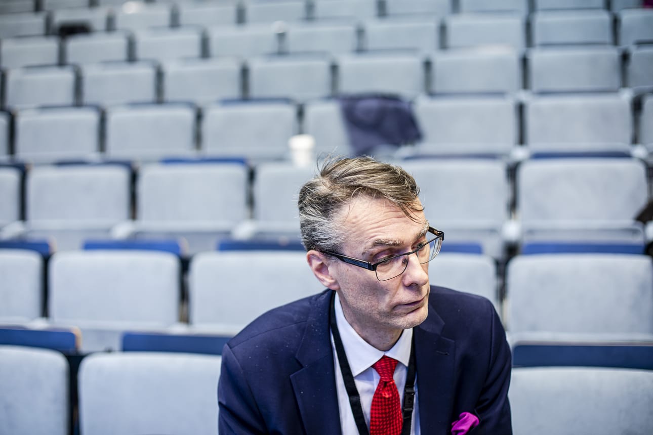 Oikeuskansleri Tuomas Pöysti sanoo, että oikeudenkäyntien todisteiden muuttuminen digitaalisiksi on sekä mahdollisuus että uhka.