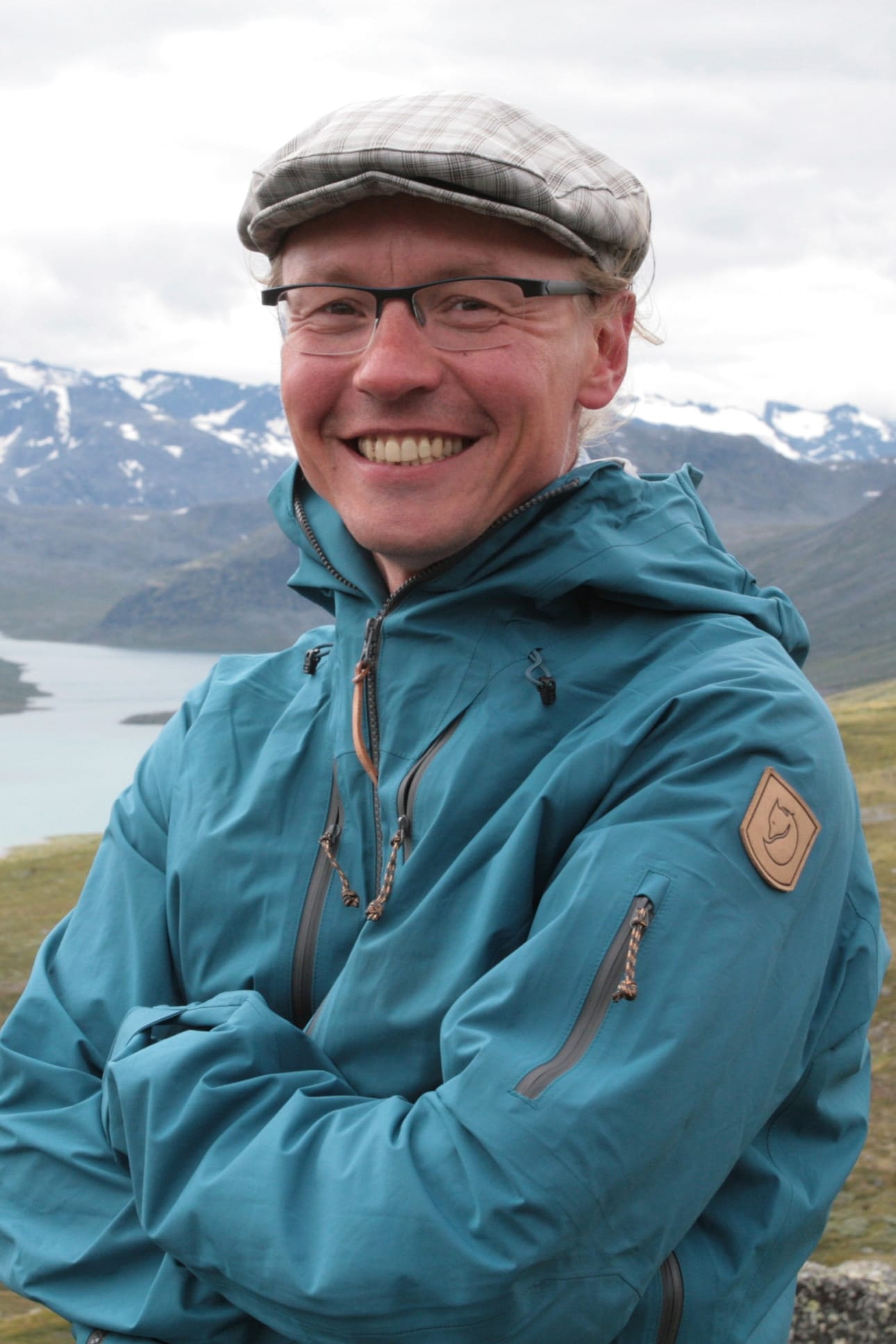 Tietokirjailija Harri Ahonen.