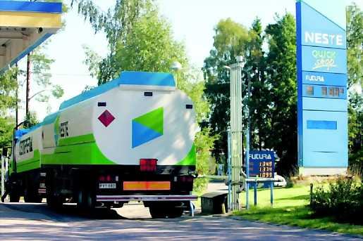 Arvioiden mukaan kestää vähintään joitakin viikkoja, ennen kuin polttoainemarkkinat palaavat tavanomaiseen tilaan.