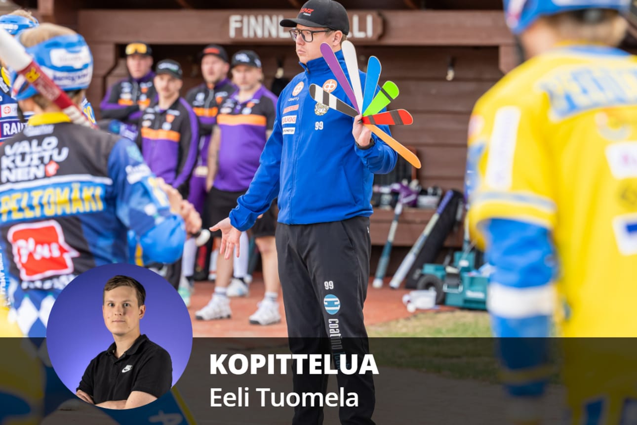 Pelinjohtaja Eemil Peltomäellä riittää mietittävää. Eeli Tuomelan mukaan mikään ei tällä hetkellä kieli Ankkureiden olevan pudotuspelitason joukkue kuluvalla kaudella.