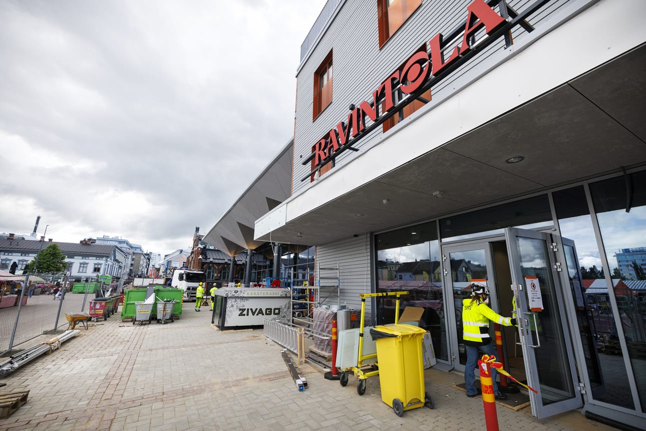 Oulun Torinranta ja kauppatori elävöityy uudella tavalla, kun ravintola- ja tapahtumatila Tarkastamo avautuu kesäkuun lopussa Torihotellin ja Kauppahallin väliin.