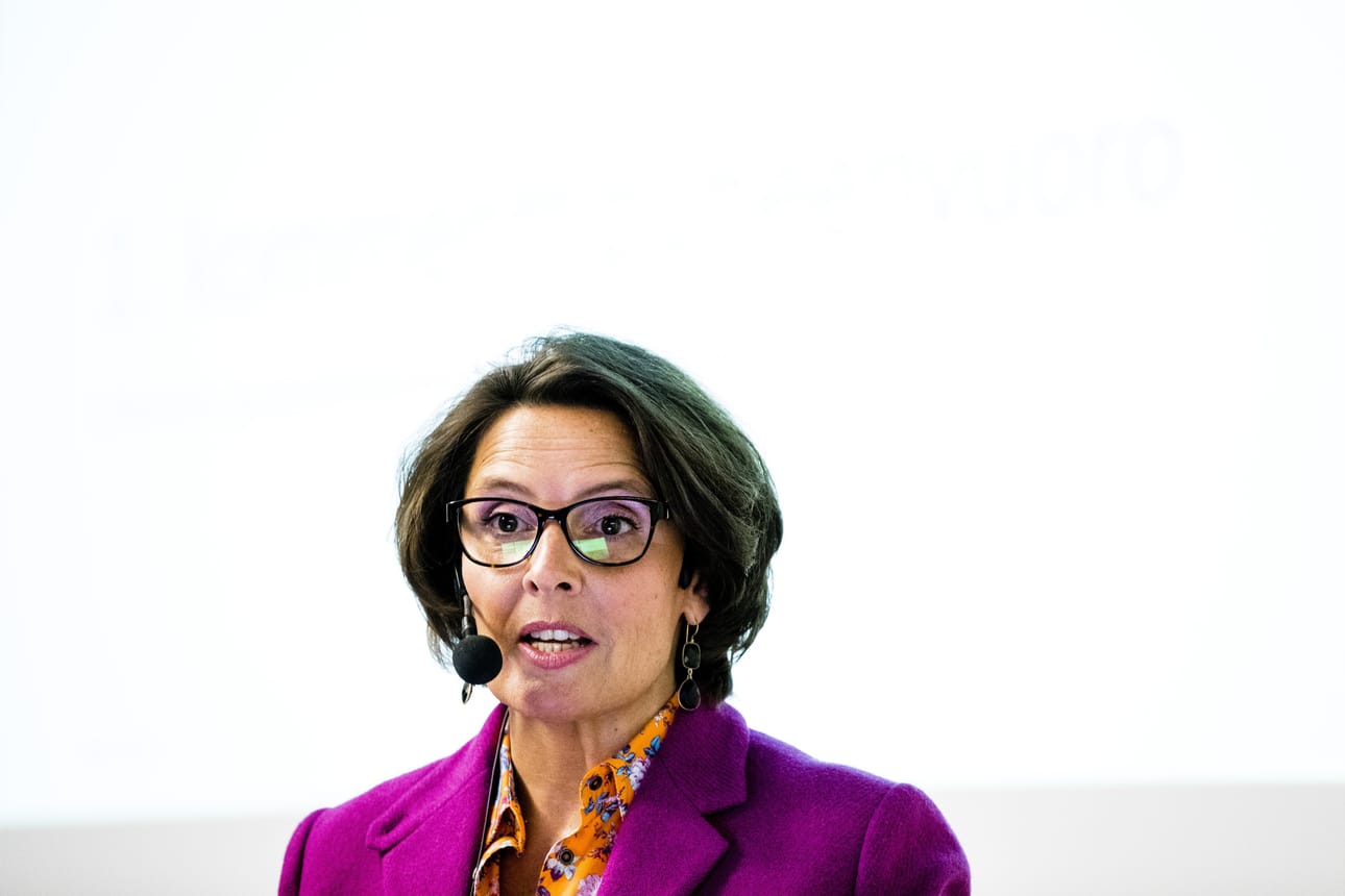 Anne Berner sanoo, että vaikka MTV3:n omistaja vaihtuu, sen toimilupaa ei tarvitse peruuttaa, mikäli toiminta jatkuu ehtojen mukaisina. "Ehdot ovat aika tiukat ja uuden omistajan olisi näihin sitouduttava."