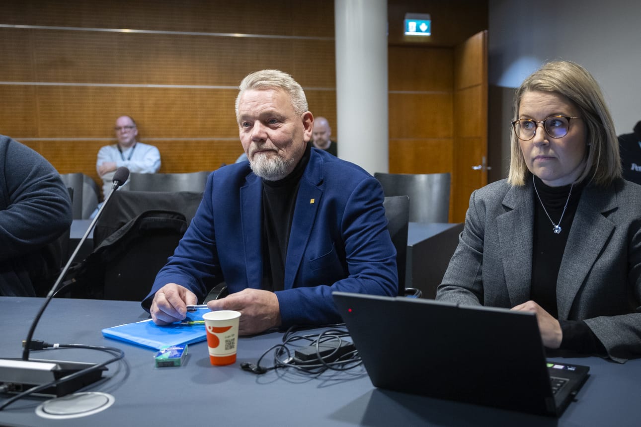 Entinen kansanedustaja Jukka Mäkynen vastasi torstaina Pohjanmaan käräjäoikeudessa kunnianloukkaussyytteeseen.
