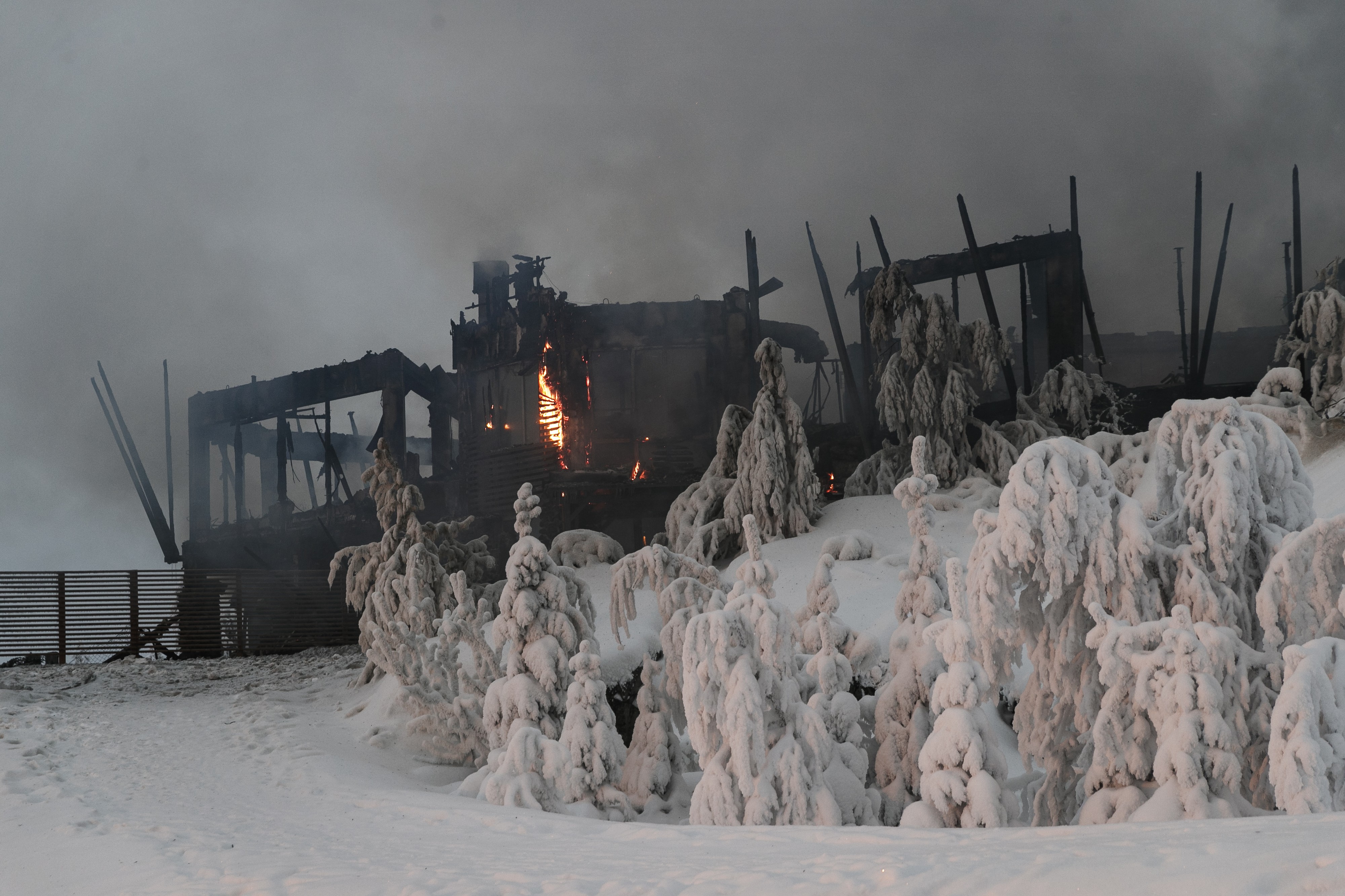 Hotelli Iso-Syötteen asiakkaiden majoitukset on peruttu joulun ajalta. Myös uuden vuoden peruutukset ovat todennäköisiä.