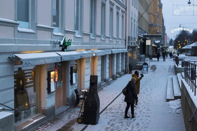 Salakuljettajan nimeä kantava ravintola avaa tähän ovensa maaliskuun puolessa välissä. Viereen muuttaa turkkilainen ravintola Palosaarelta. KUVA: MINNA ANTILA