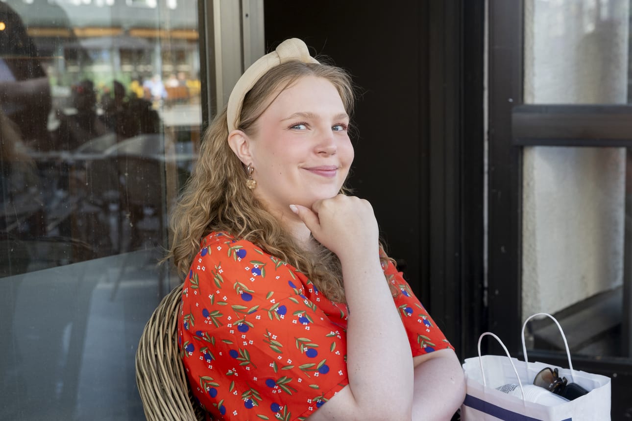 Juulia Herukka on tyytyväinen Oulun ravintolatarjontaan.