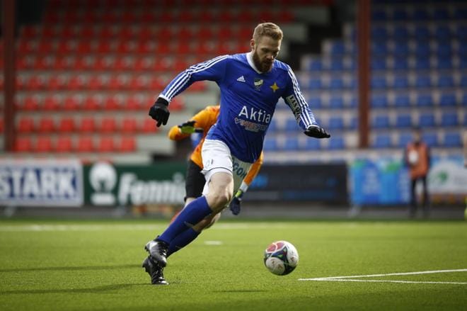 Kasper Källlberg pelasi ensimmäisen ottelunsa VIFK:n paidassa. Kuva: Samppa Toivonen