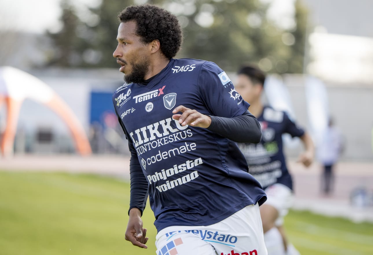 Keskikenttäpelaaja David Ramadingaye on edelleen sivussa AC Oulun kokoonpanosta sunnuntaina.