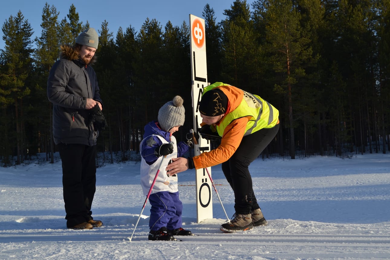 Murrossa oli mukana 80 hiihtäjää.