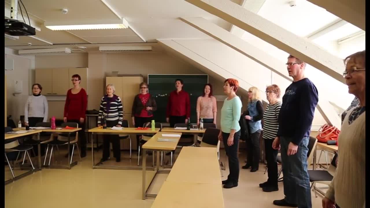 Laulutaidottomien kuoron harjoitukset