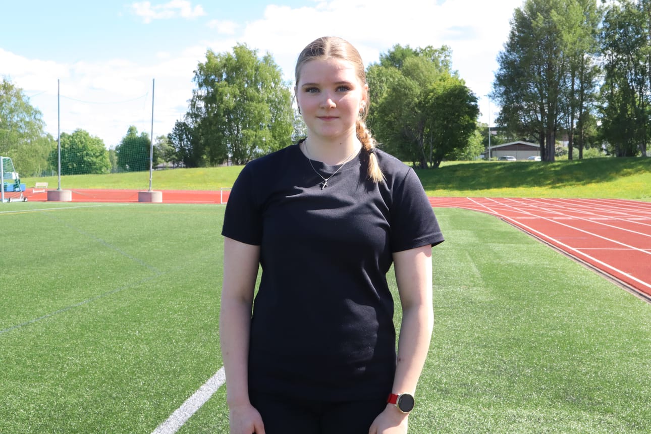 Anna Aikio odottaa tulevaa syksyä Oulussa Kärppien riveissä.
