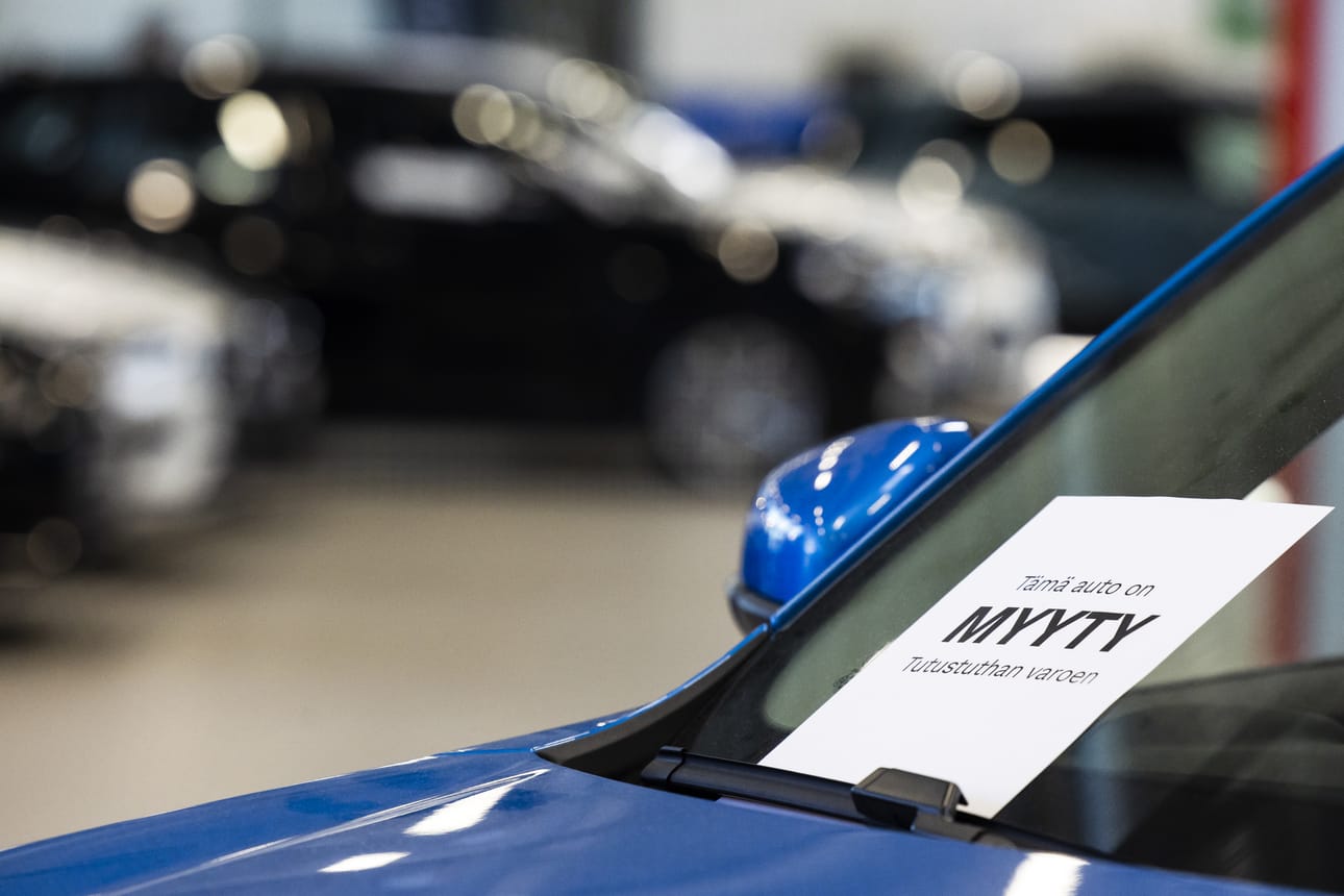 Autokaupassa on pieniä viriämisen enteitä. Tammikuussa auton ostoa vuoden sisällä harkitsi hieman useampi kuluttaja kuin pitkällä ajalla keskimäärin.