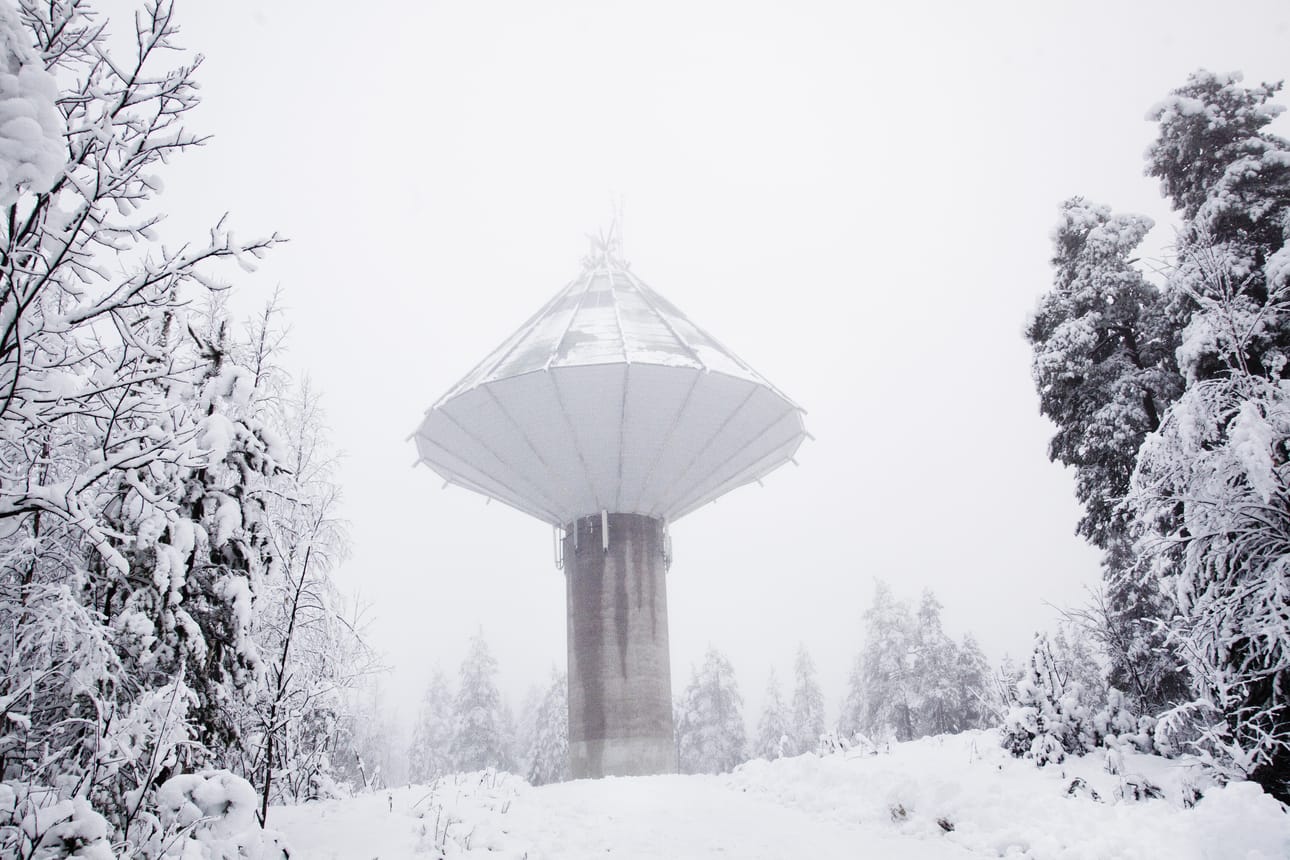 Rovaniemen Karinrakan vesitorni, Korkalovaaran rinteessä on valmistunut vuonna 1985.