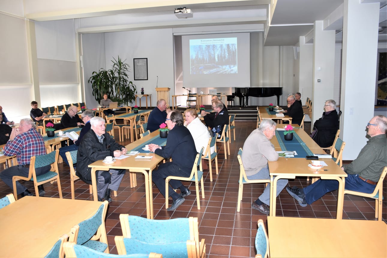 Osakaskunnan varsinaiseen kokoukseen perjantaina kokoontuneet osakkaat päättivät kaikkien aikojen korkeimman ylijäämän jaosta.