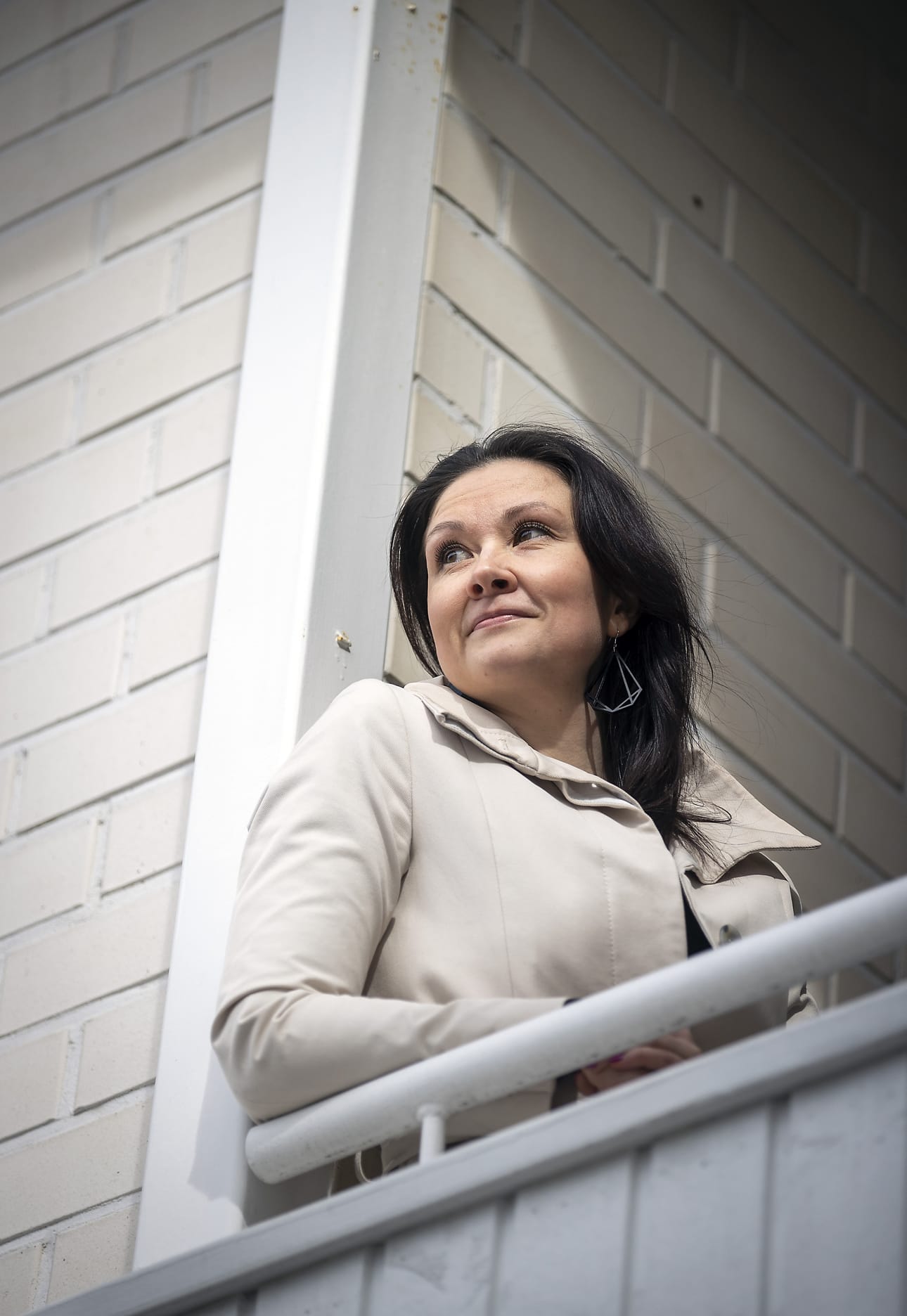 Pohjois-Pohjanmaan äidinkielen opettajat -yhdistyksen puheenjohtaja Leea-Maaret Aho opettaa äidinkieltä ja kirjallisuutta Oulun Normaalikoulun perusasteen 7.–9. luokilla ja lukiossa.